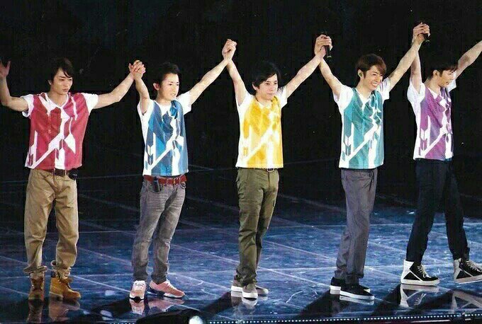 kawasato2016's tweet photo. はじめての繋がりタグ！！

💙岡山住み
❤2000line
💚智寄りの大宮寄りのオール担
💛同担、他担拒否なし
💜いろんな人と濃くなりたい🙌🙌

れっつRT🐟

#RTしたARASHIANS全員フォローする
#ARASHIANSと繋がりたい https://t.co/kaLLAiR7Ea