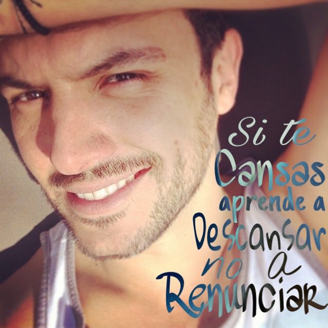TeamdelaMadrid's tweet photo. Descansar corazón @alexdelamadrid nunca renunciar... 👊✨❤️ ¡Te amamos! 
¡Feliz viernes! https://t.co/030228Oshq