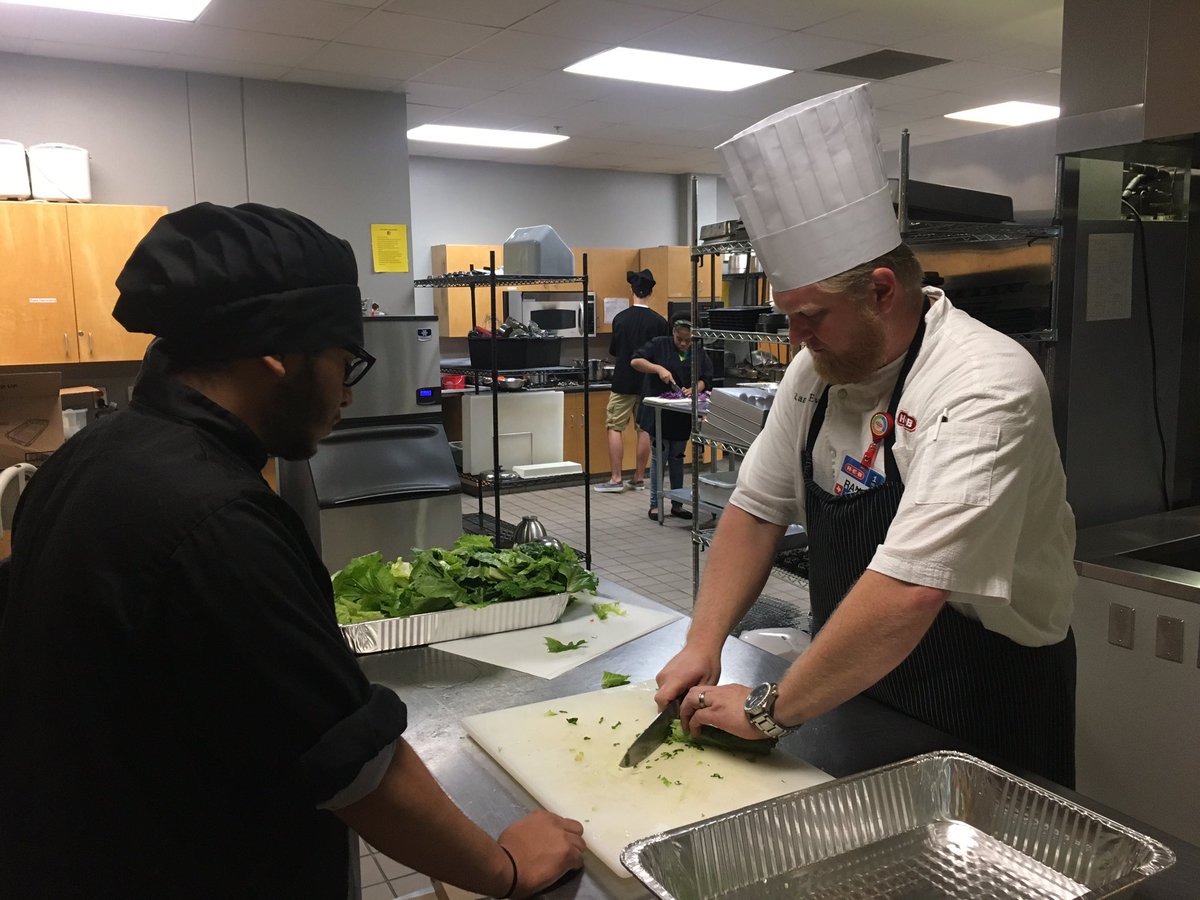 .<a href="/HEB/">H-E-B</a> executive chef <a href="/beardandbird/">Randy Evans</a> works with <a href="/Steele78108/">Steele High School</a> culinary arts students to prepare fish tacos on today's menus #FarmFreshFriday