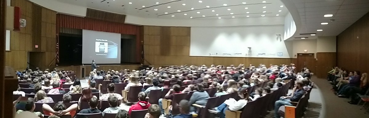UDASD_Super's tweet photo. Teaching UDAMS students about appropriate cell phone usage. #UDAMS https://t.co/yGGnMBVrdD