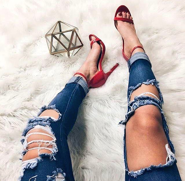 HeelsAddicter's tweet photo. Girls yay or nay? https://t.co/g4OBBUEduE