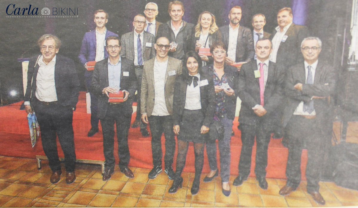 Carla-Bikini tweet media