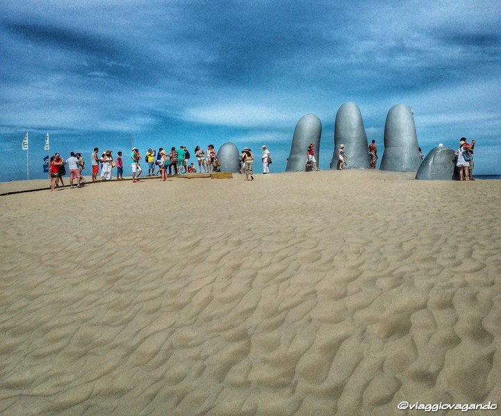 NUOVO POST!

#PuntadelEste: località glamour del Sud America. 

viaggiovagando.com/it/blog/2016/1…