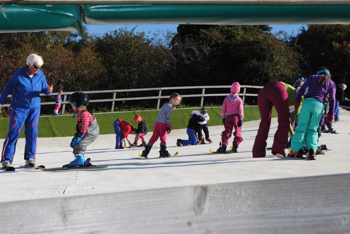 OutsiderMag's tweet photo. READ: Looking for ideas for #school #holidays? Here are 9 essential tips for #kids activities for #Halloween2016 

https://t.co/TuLQtcNpWt https://t.co/z3cKSyPhJN