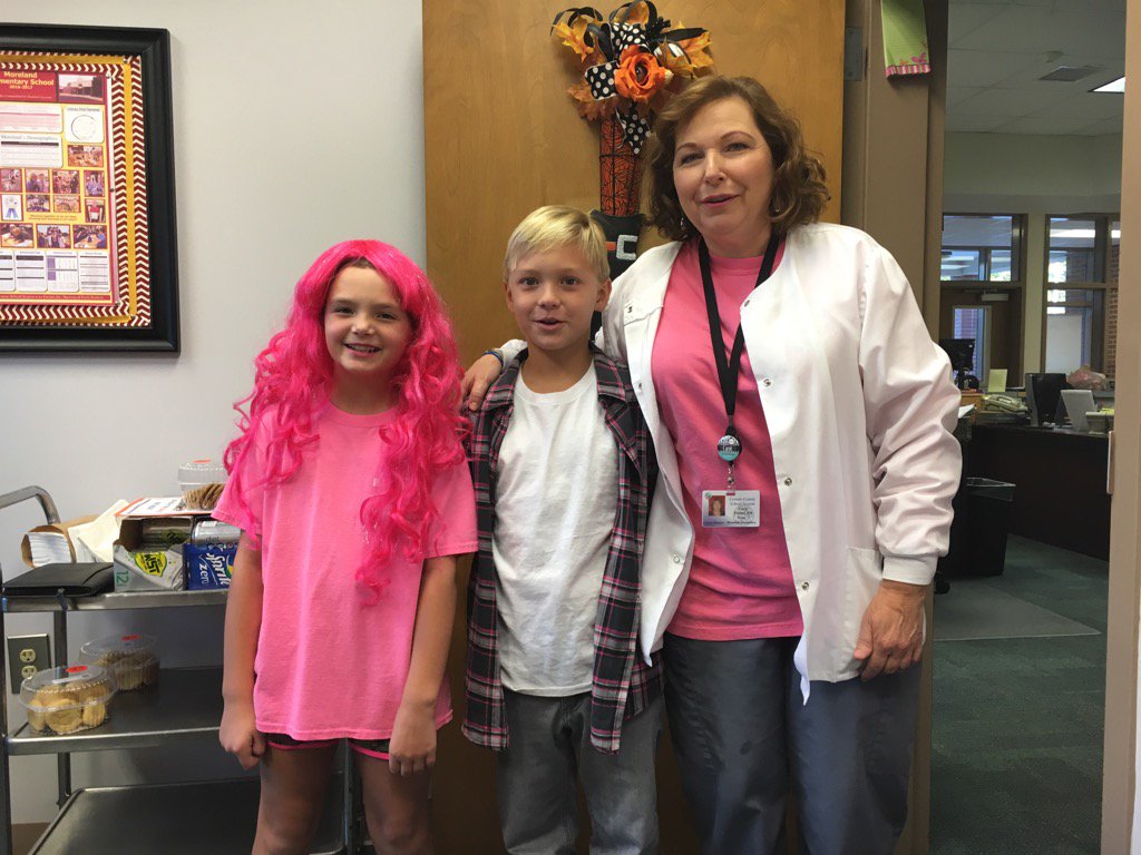 MelanieTPerry's tweet photo. Moreland Wildcats are pinked out today!  @MorelandES @CowetaSchools @GaDOEnews https://t.co/x1v9hMPBKd