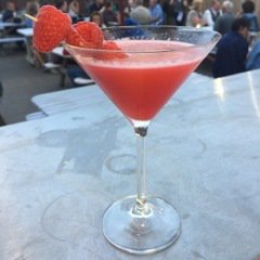 AnchorDiglis's tweet photo. Its almost #CocktailO'Clock! Join us for #Cocktails in the Boathouse from 5pm. #Free grazing plates from 6pm & 2 bottles of #Prosecco £21.95 https://t.co/0bMFoh5sXc