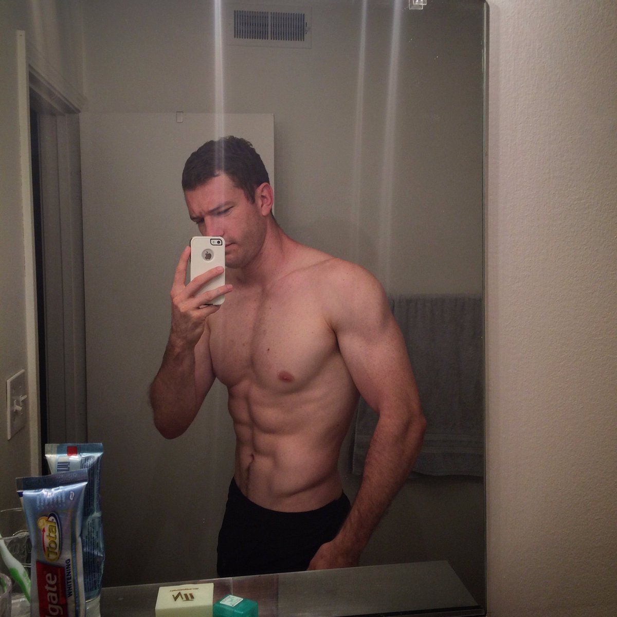 seanymg's tweet photo. 8am #flexfriday to start my day https://t.co/GlofF7zRaa