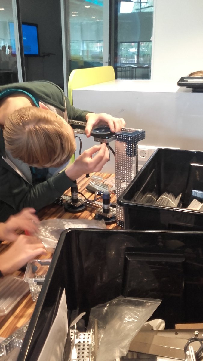 Heroes In Green Hats (@high_ftc) on Twitter photo 