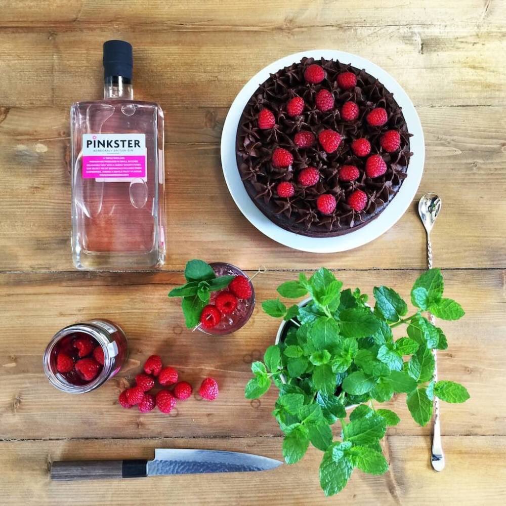 Double Dutch Drinks (@doubledutchmix) on Twitter photo Forget The Bake Off, this is The Great British Booze Off using <a href="/pinkstergin/">Pinkster Gin</a> boozy berries! buff.ly/1T0Obb1
#FridayFeeling Forget The Bake Off, this is The Great British Booze Off using <a href="/pinkstergin/">Pinkster Gin</a> boozy berries! buff.ly/1T0Obb1
#FridayFeeling
