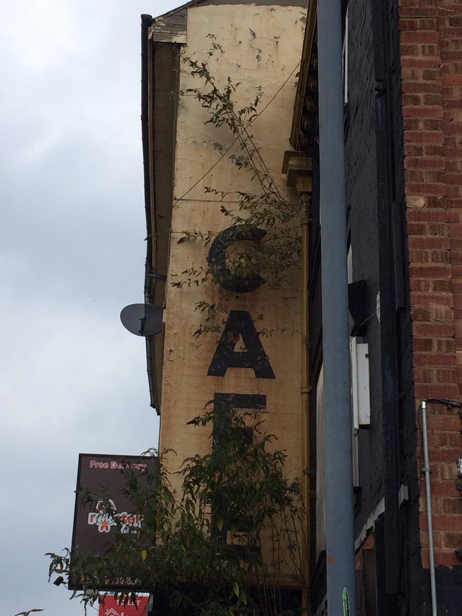 sarajcrofts's tweet photo. Lunch time walk with @brumsghostsigns. First example if you can see it past the buddleia... #ExtraordinaryHTN https://t.co/RvZCDpbdzk