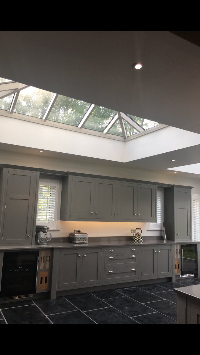 FarrowJones_ltd's tweet photo. Showroom now complete, call to make an appointment #farrowjones #bespoke #conservatory #orangery #rooflantern https://t.co/bb3vrT2ftn