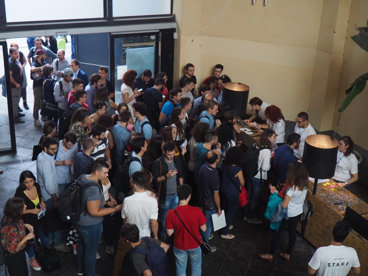 Abbiamo appena cominciato la registrazione e siete già tantissimi. Si preannuncia #SWCatania16 esplosivo!