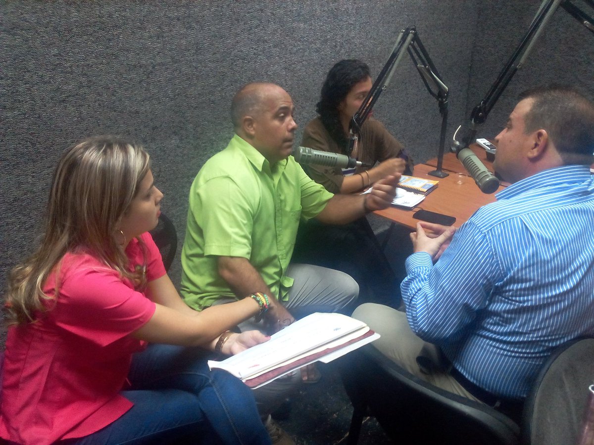 SGGGUARICO's tweet photo. En vivo por @cantaguarico913 SGG @hazenstaub  aclara situación de Sindicalistas 
 https://t.co/iy7P6Zv6Nc