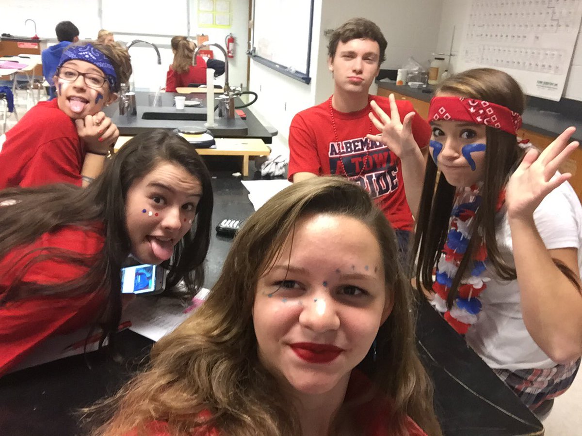 Baileygurl1's tweet photo. #ahshc11 @AHSpiritWars https://t.co/9aaLbw6Rig