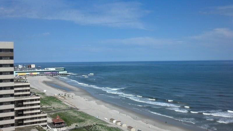 TheChelsea_AC's tweet photo. Beautiful day in #AtlanticCity ☀️ https://t.co/myqstCeQoZ