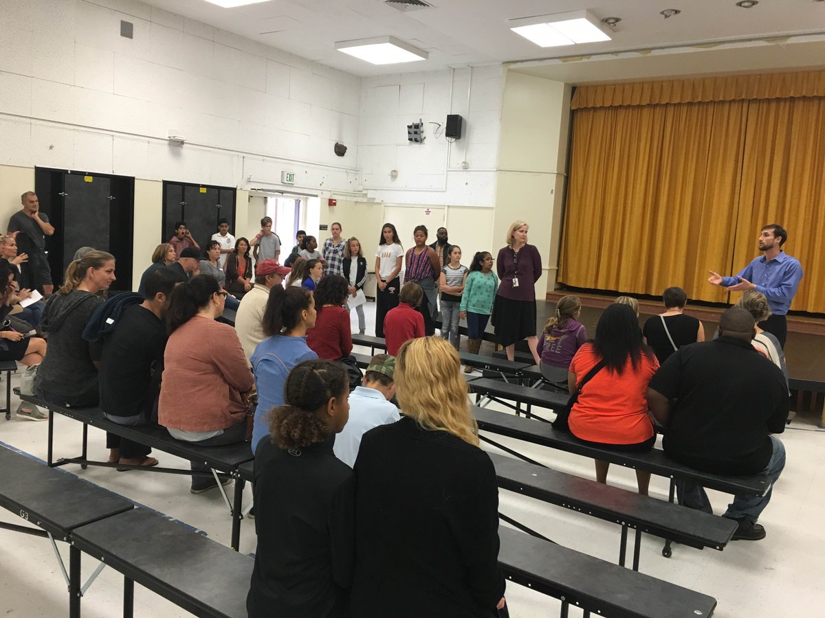 IncStudents's tweet image. Perspective families came to tour our school. They were very impressed by @incstudents ambassadors as they spoke about their time @incschool