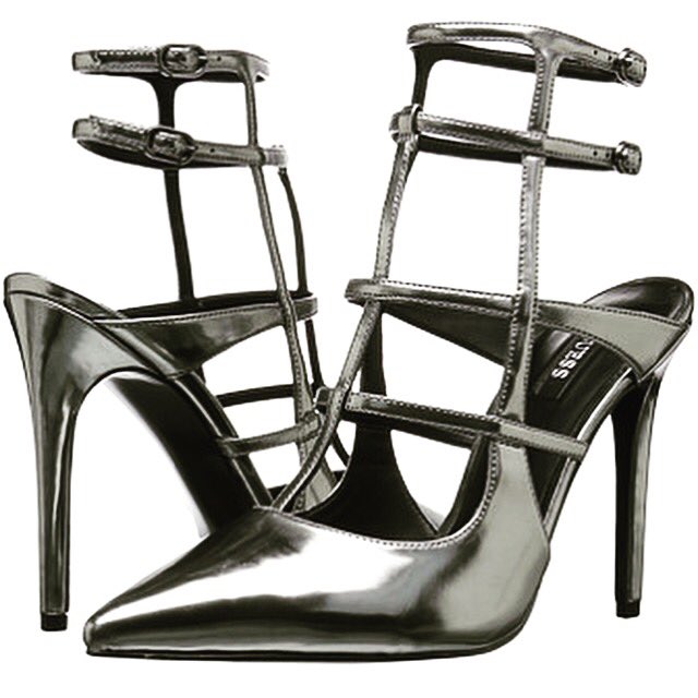 #GUESS pumps are on sale for $54.99!! Come get yours before sizes are limited! #ShoeLover