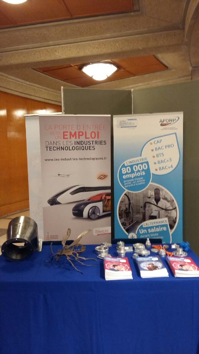 Hamels21's tweet photo. Stand du CFA AFORP! La formation professionnelle et les métiers de l'industrie à l'honneur @acversailles #30ansbacpro https://t.co/pq5bEjKjbr