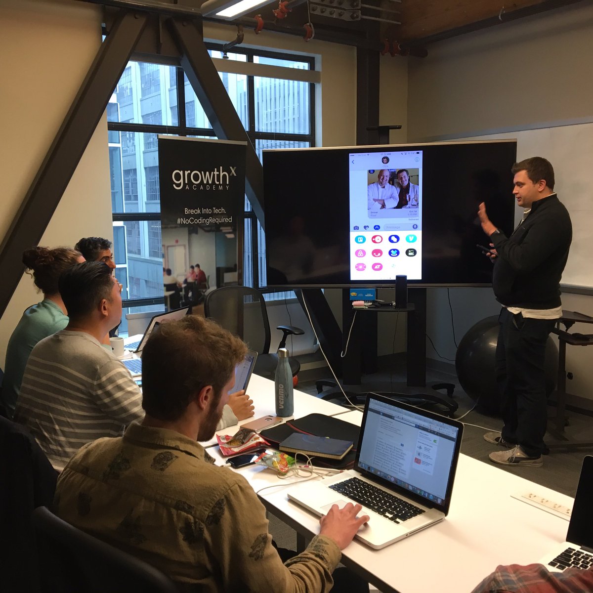 adamwaldsf's tweet photo. Chris W/ Voo breaking down his awesome product for the GxA #StartupHellpWeek attendees, thanks Chris, Voo is awesome!!
@Rdvoo @GXAcademy https://t.co/GCvFeXlXXa