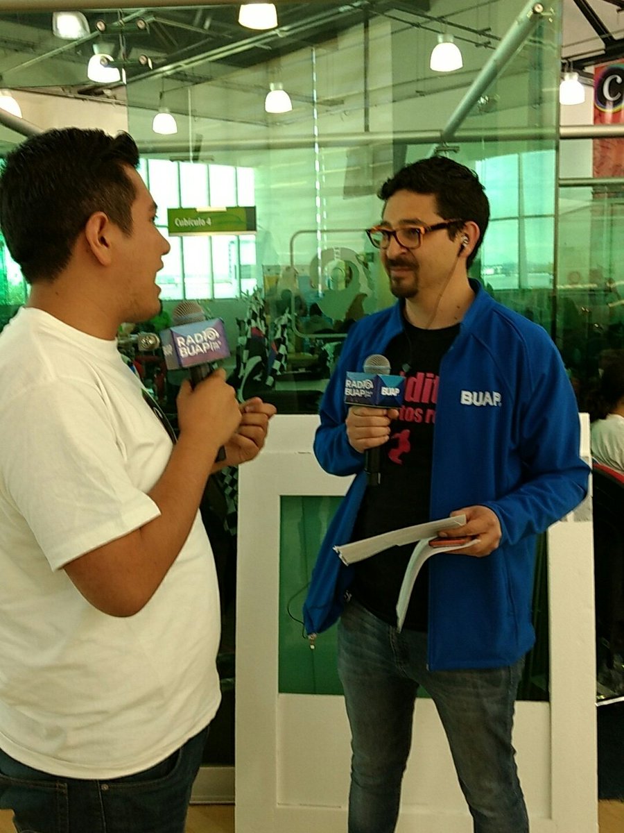 IntPublica's tweet photo. @radioBUAP presente en @CreatonPuebla #Creatón2016 https://t.co/61kz3AGv5r
