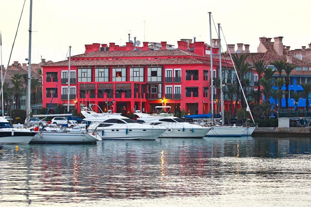 Así comienza el fin de semana en #Sotogrande...¿Te gustaría disfrutar de esta experiencia? ¡ #Escapada #Otoño!🍂bit.ly/1Lgo1gA