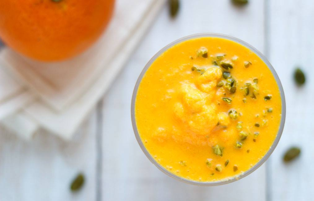 Eatwell101's tweet photo. Boost your morning with this vitamin packed drink! Orange Carrot Breakfast #Smoothie: https://t.co/38AZTT4wzu #morning #fit https://t.co/vuJsaTbkRB
