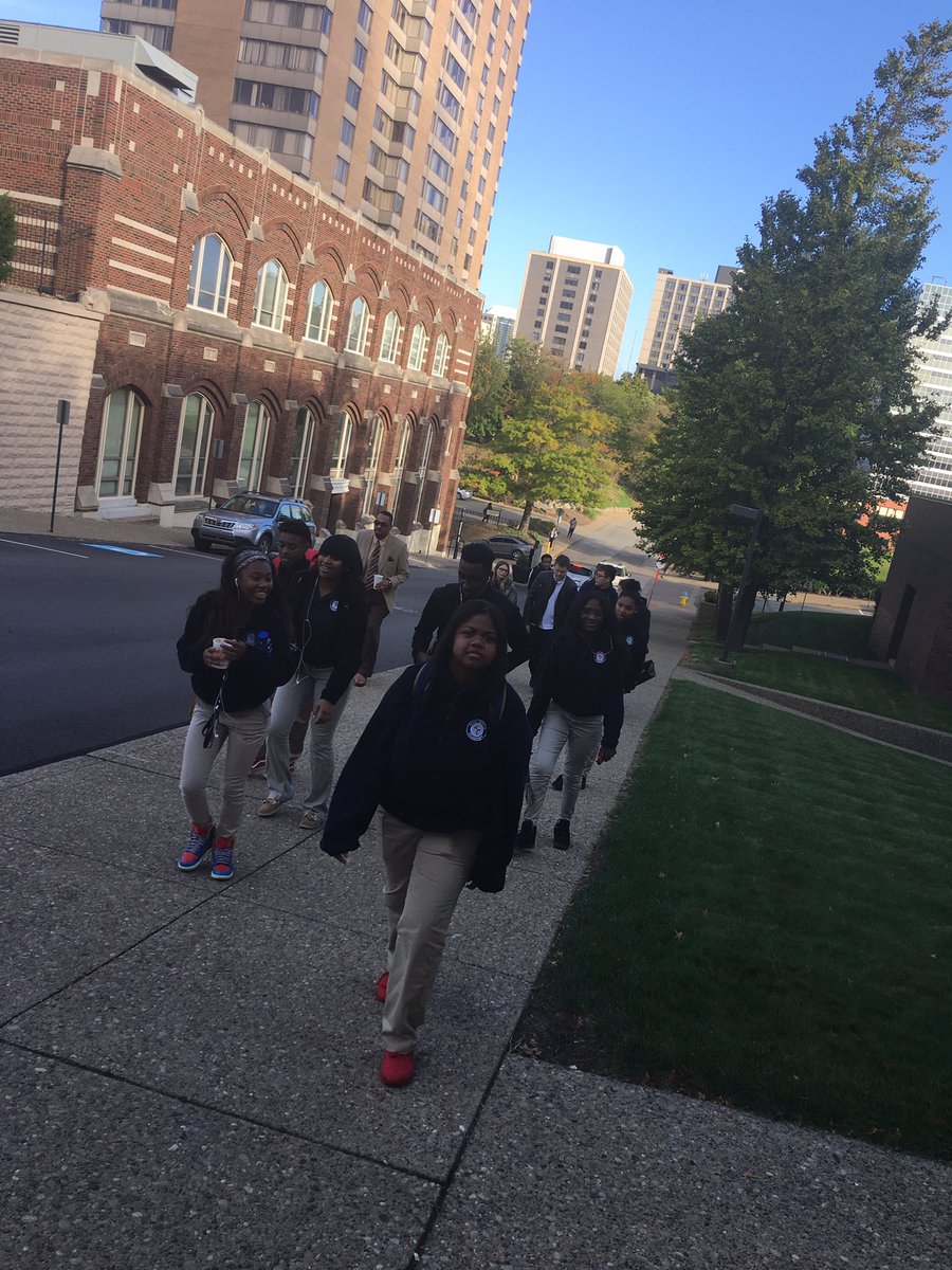 NazPrep's tweet photo. .@HFAPgh heading to chemistry class @duqedu #networkcampus https://t.co/lm0n5030ZP