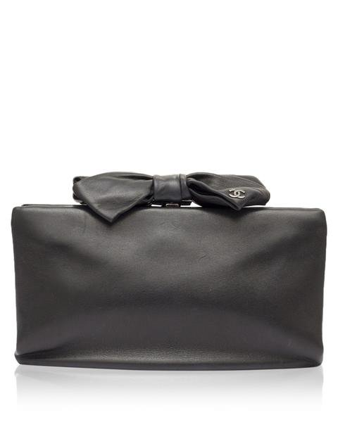 HighfashionUK's tweet photo. Invest in this #authentic, petite, rare #Chanel bow clutch https://t.co/zzzWuimkvN #Style https://t.co/rXeiveHlsY