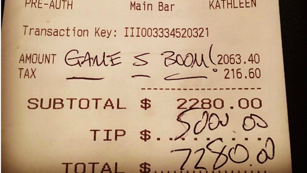 Eater's tweet image. Loaded do-gooders @Tipsforjesus leave a $5,000 mega tip eater.com/2016/10/11/132…