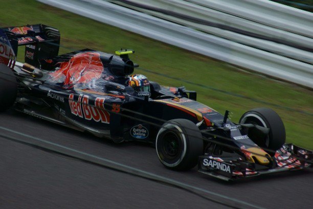 1012TaS_Formula's tweet photo. Scuderia Toro Rosso Carlos Sainz #55 #ScuderiaToroRosso #CarlosSainzJr #JapaneseGP #110R #FreePractice1 https://t.co/Q2ae74cQKj