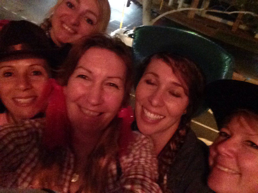 MargMcIlroy's tweet photo. #overtherail #cidertrail https://t.co/Lo7Fq44tLI