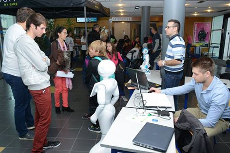 Chateauroux36's tweet photo. #FeteDeLaScience à l'IUT de #Châteauroux : rdv demain de 9h à 12h30 et de 13h30 à 16h30. Entrée libre. #science
https://t.co/nmjtqmYfSO https://t.co/YDoWMBhUqW