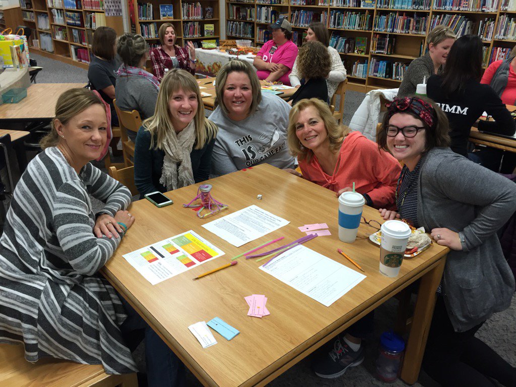 SGStingrays's tweet image. We enjoyed playing the brain game at Stonegate.#raypec