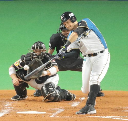 SportsHochi's tweet image. 【 #パＣＳ 】レアード…２戦連発「メッチャ、エグカッタ！ dlvr.it/MSCP4n #野球 #スポーツ新聞