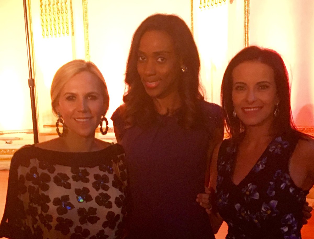 $GS’ Dina Powell &amp; <a href="/ToryBurchFdn/">Tory Burch Foundation</a> Tory Burch #celebratewomen and #entrepreneurship with #10KSBgrad Jessica Johnson <a href="/JSBInc/">Johnson Security Inc</a> &amp; <a href="/NYWomensFdn/">The New York Women's Foundation</a>