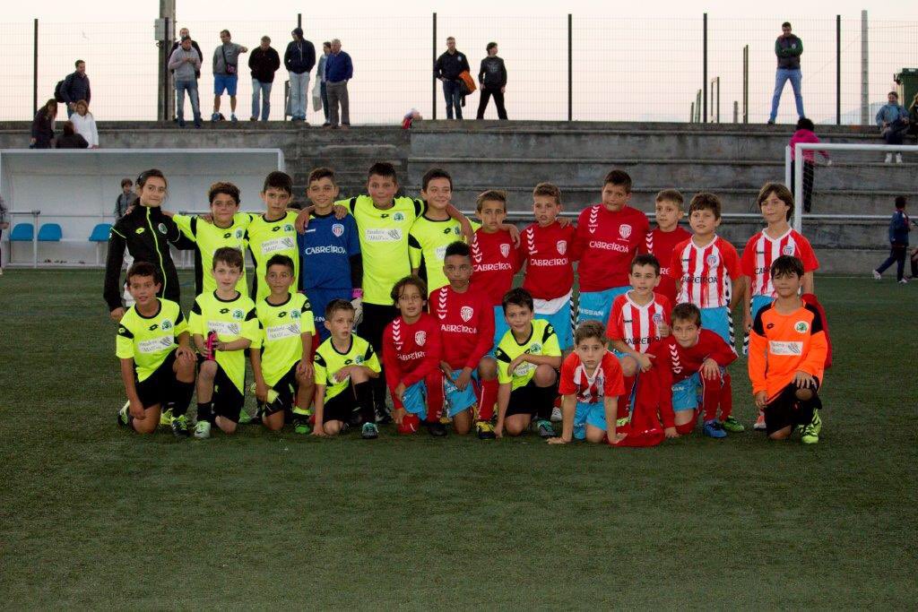 afdportoburela's tweet image. Foto finalistas torneo Marosa Cup 2016 @CDeportivoLugo B - @afdportoburela A categoría benjamines