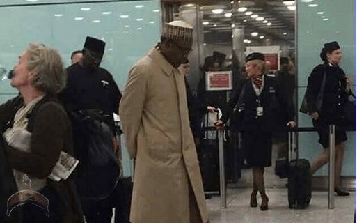 Bashir_Dabo's tweet photo. PMB wearing the winter coat given to him by Lugard shortly after the 1914 amalgamation
Pic. 1 - before Aso Rock as GMB
Pic. 2 - today as PMB https://t.co/gcmINa1y2n