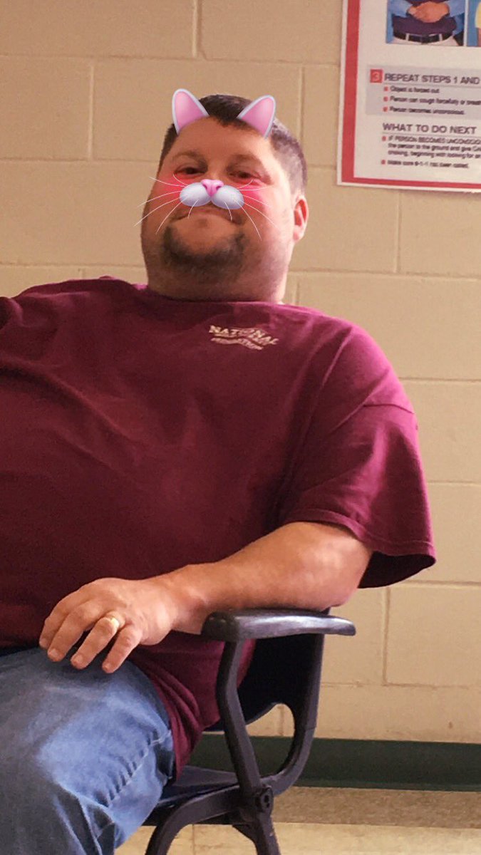 T_Shultz's tweet photo. Happy Friday, y'all. Here's a picture of @AllenDBrown as a little kitty cat. https://t.co/qYegEFW2FI