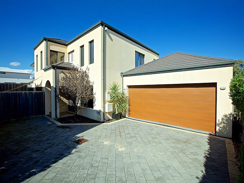 MontanaColreavy's tweet photo. 7a Klein Street, Karrinyup. 
OPEN SAT 15th 11am-11:45am. 
Don't miss out! 
$795,000 - $815,000
#realestate #perth #home #great #buying https://t.co/HnHOeGsVlF