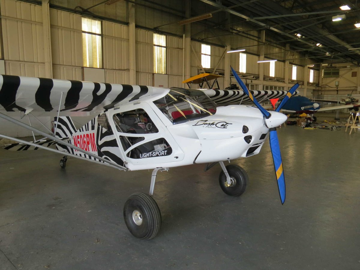 brightoncityair's tweet photo. Lovely photos taken at the airport and shared with us this week #Bushcats #CessnaCaravan #cretetocape https://t.co/cXwr4S1PBZ