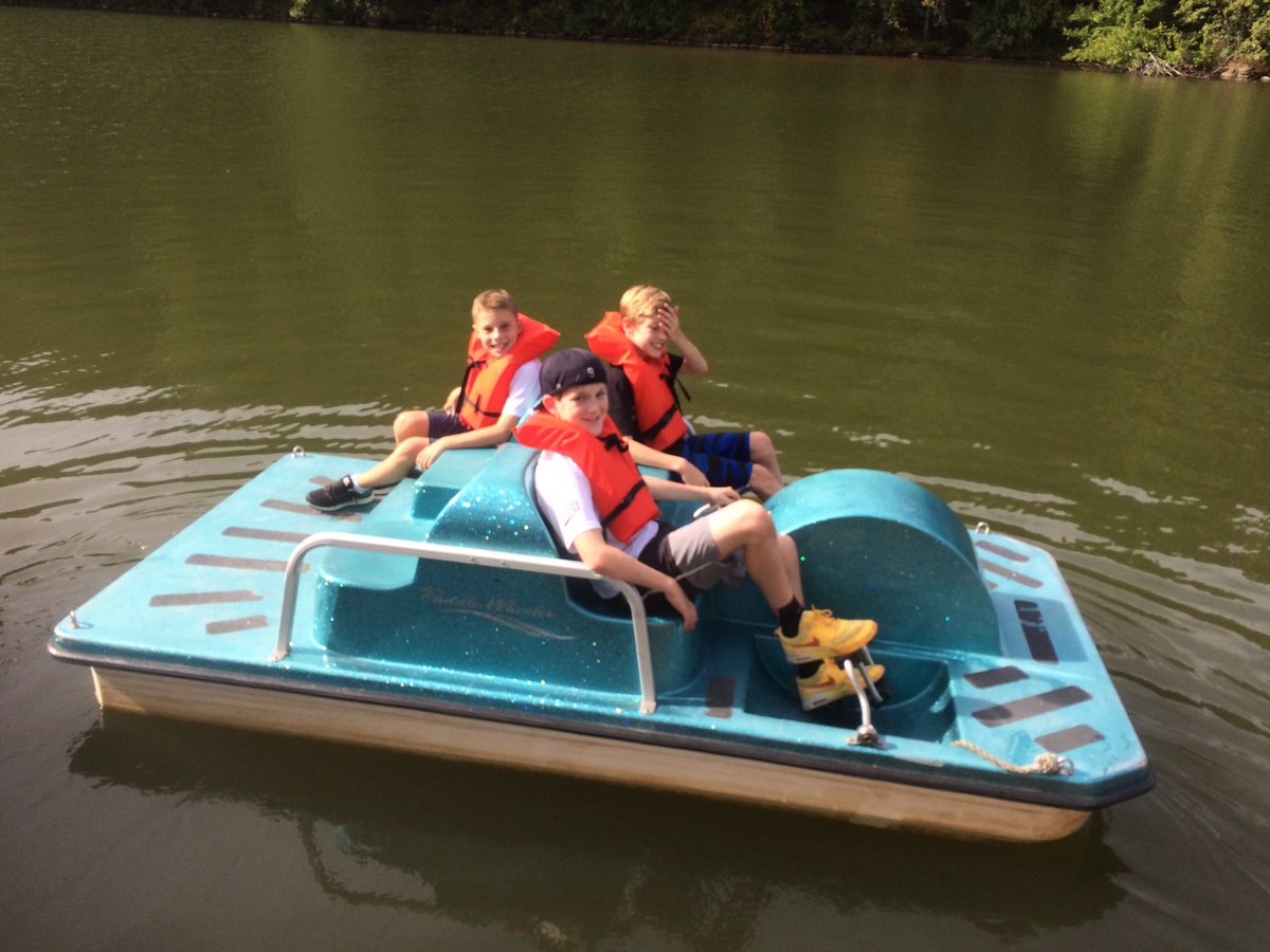 yerlifeguard's tweet photo. More lake time. Same boats, different kids. #trinityoe https://t.co/9IY1WxfzZ6