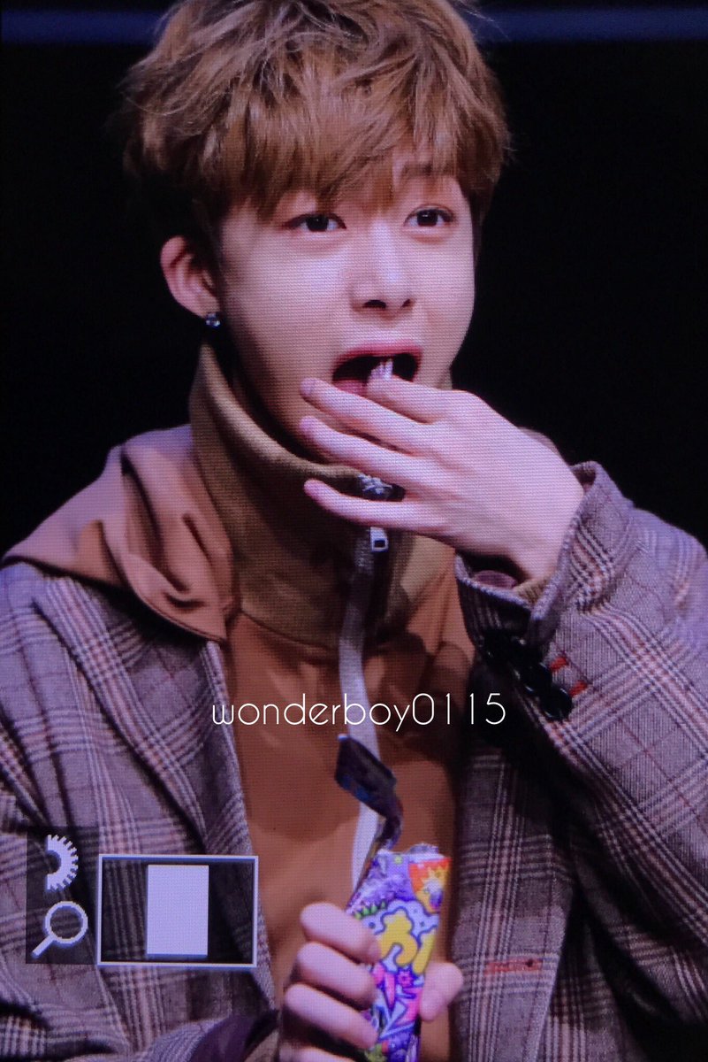 Wonderboy0115's tweet photo. 161014 강남팬싸 

#몬스타엑스 #형원 
#MONSTAX #HYUNGWON #길티 #GUILTY #Fighter 
@OfficialMonstaX https://t.co/M4wHVUsDhs