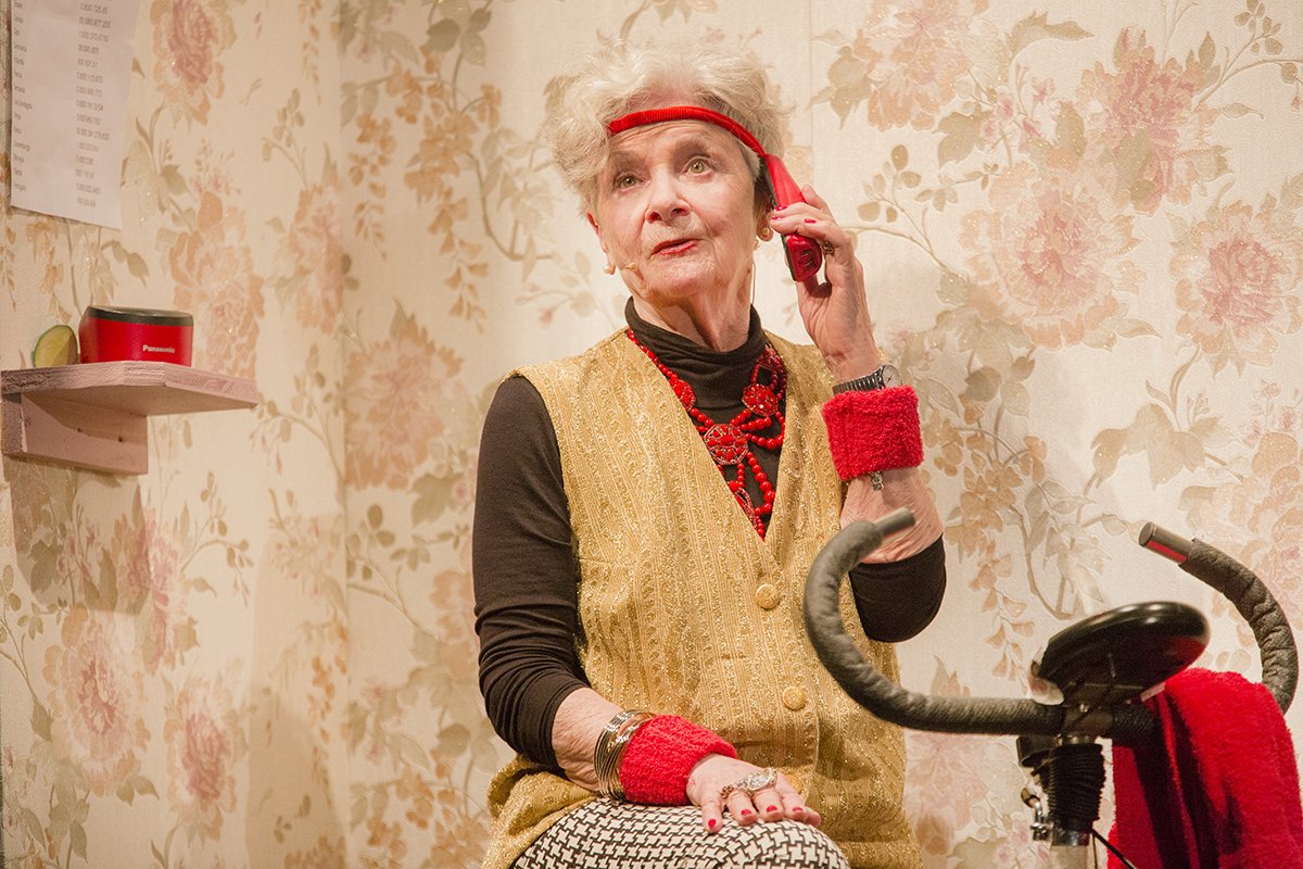 Stasera #Debutto alla <a href="/ContradaTeatro/">Teatro La Contrada</a> con #ProntoMama tinyurl.com/hvemavu <a href="/DiscoverTrieste/">Discover Trieste</a> <a href="/TriesteSocial/">#TriesteSocial</a>