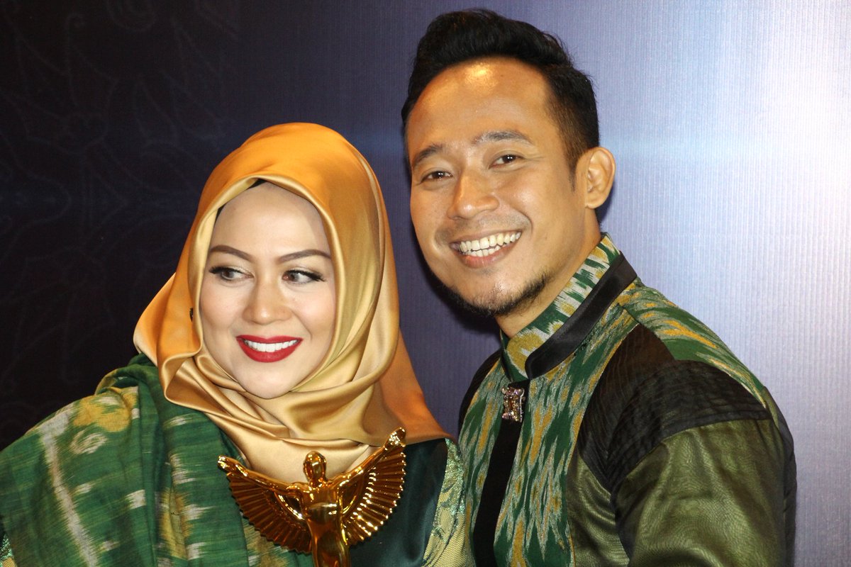 Selamat kang <a href="/DennyCagur/">Denny Cagur</a> atas penghargaannya di <a href="/PGAwards/">PanasonicGobelAwards</a> malam ini #PGAwards2016
