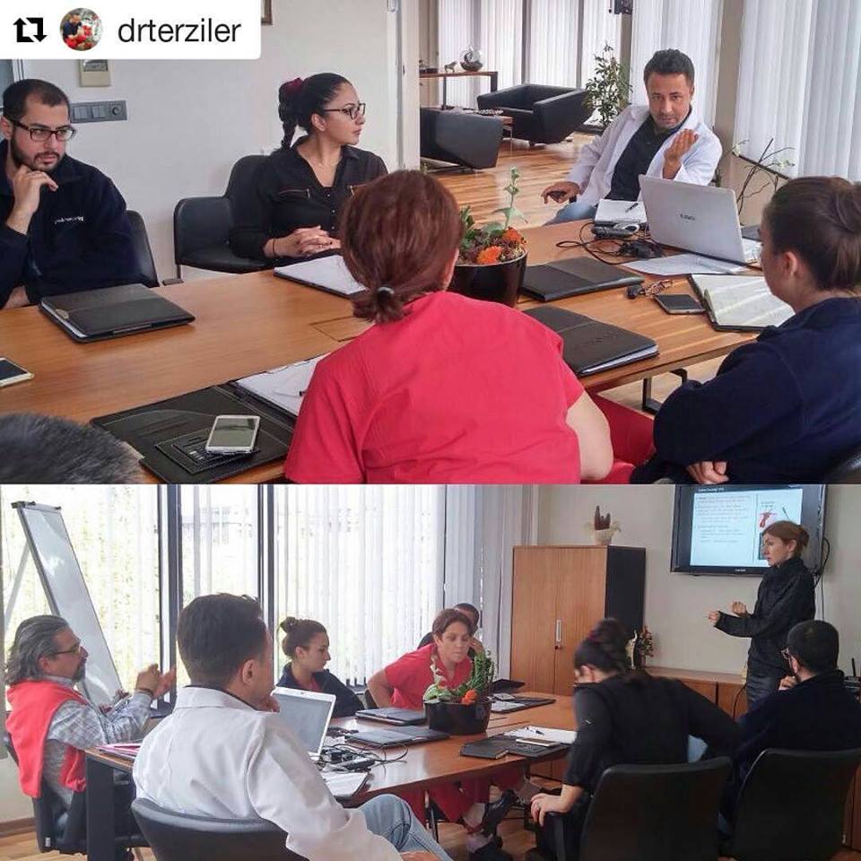 Dr. Servet Terziler ile #RobotikSaçCerrahisi eğitimleri tüm hızıyla devam ediyor! ✌ <a href="/drterziler/">Dr. Terziler</a> <a href="/esteworld/">Esteworld</a> #Esteworld #RobotikEkim