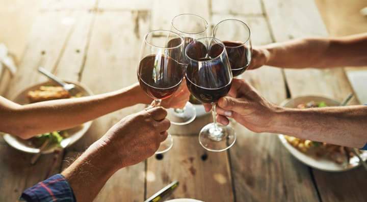 Celebra que es Viernes! 
Celebra a Casablanca!
Ven y disfruta del #ValledeCasablanca #FelizFindefindeSemana