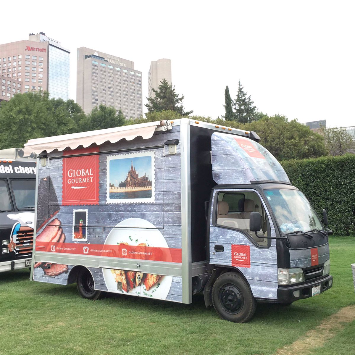 ¿Sabías que puedes contratar nuestros servicios para eventos? 🚚☝🏼️  #Foodtruck #CDMX