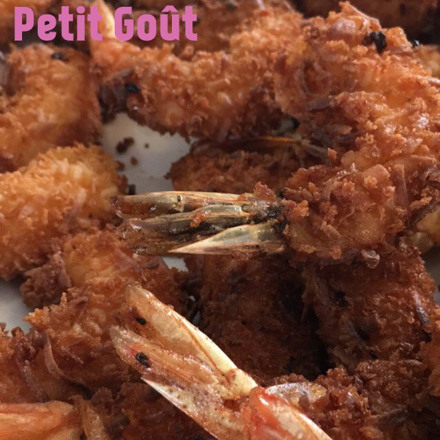 GoutPetit's tweet photo. Mmmm una delicia Camarones al coco https://t.co/RWgzVtsxuO