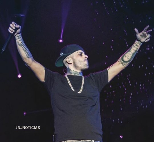 Todos losFans de <a href="/NickyJamPR/">Nicky Jam</a>  Darán Rt a esta Foto y seguirán a la Pág
Quien Conseguira más Rt?<a href="/ReggaetonFraase/">Reggaetón Frases</a>