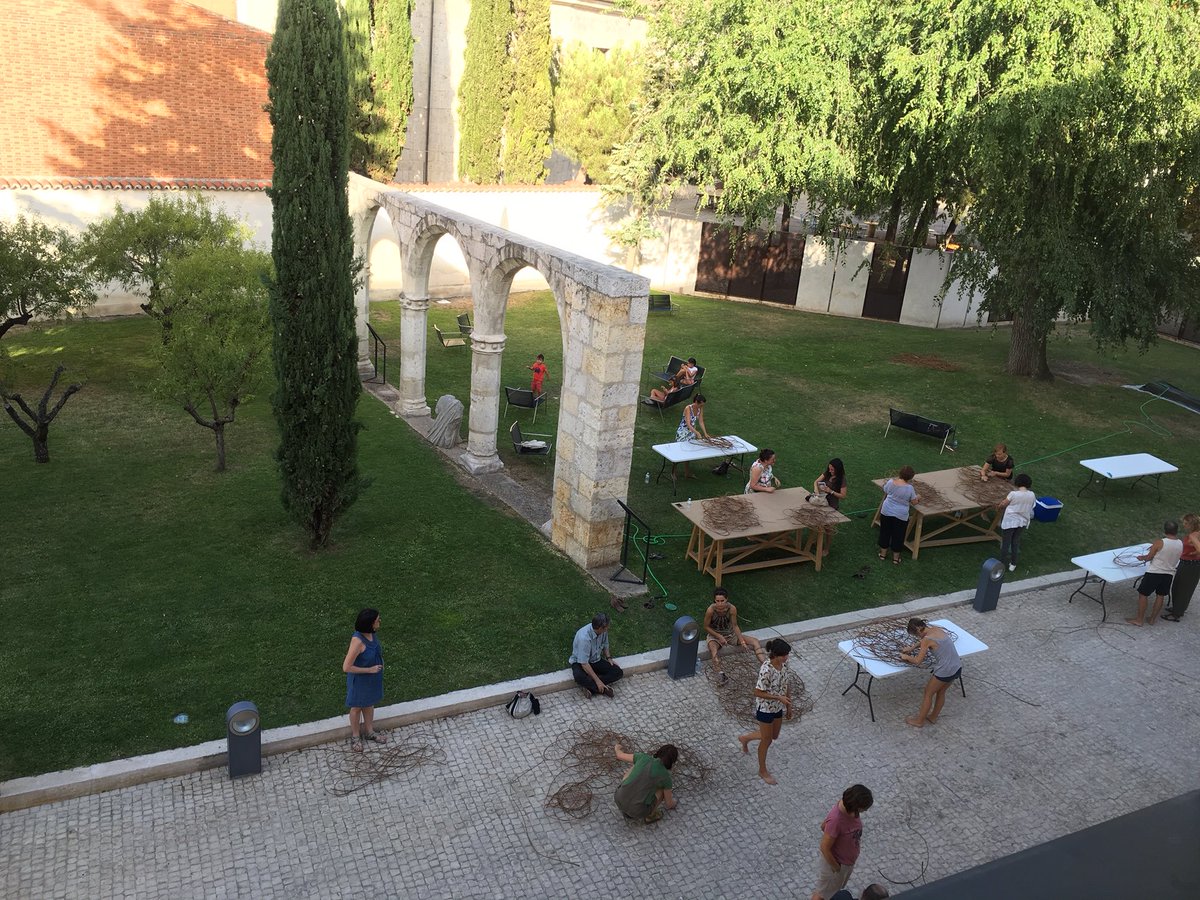 .<a href="/MuseoEscultura/">Museo Nacional de Escultura</a> traspasa los muros con #CalleMuseo, proyecto que facilita la conexión entre ciudadanos y cultura #CulturayCiudadania #MECD